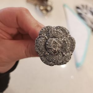 St. John Flower cocktail ring